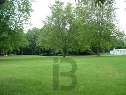 Blick in Richtung ehemaliges Café Cristallo, 18. Juli 2004